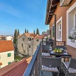 Apartamento Elegant Art Deco With Balcony