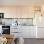 Elegant Art Deco With Balcony Apartamento Split