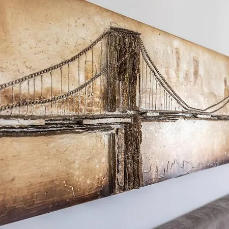 Elegant Art Deco With Balcony Split